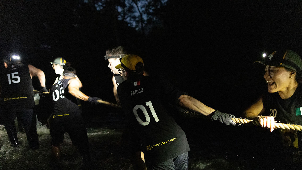 Team pulling rope