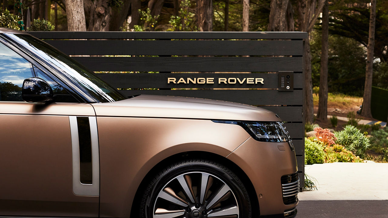 Range Rover SV