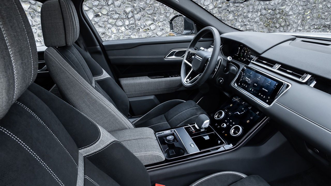 Velar Interior