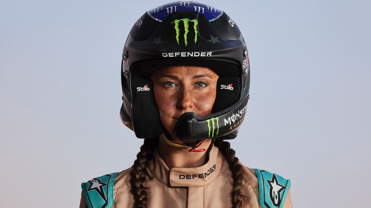 RALLY LEGEND SARA WITH HELLMATE