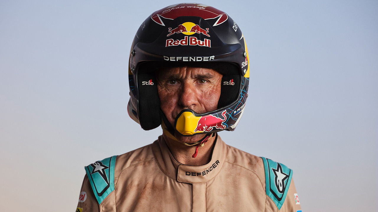 RALLY LEGEND PORTRAITS WITH HELMAT