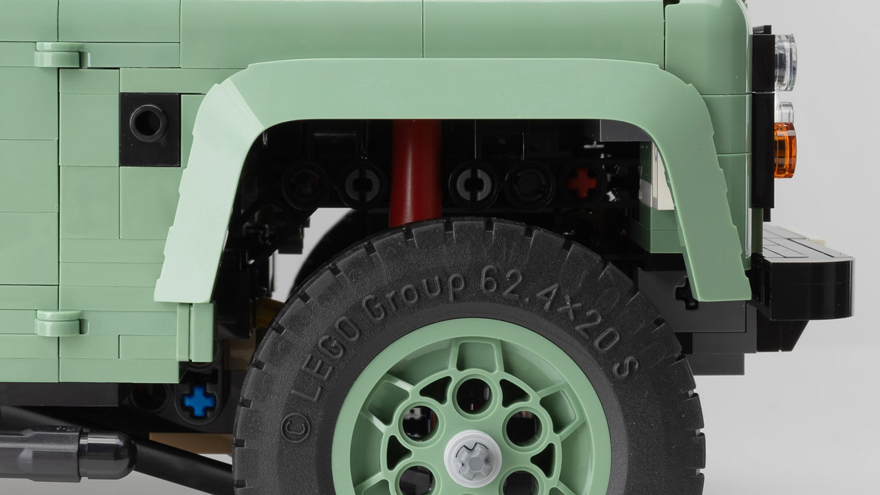 Defender Lego wheel green