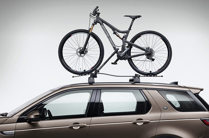 Range Rover with bike on top