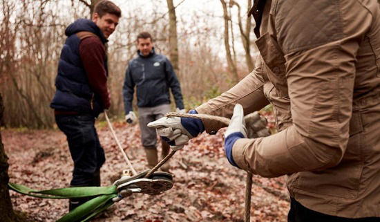 Land Rover Experience guests using a winch 