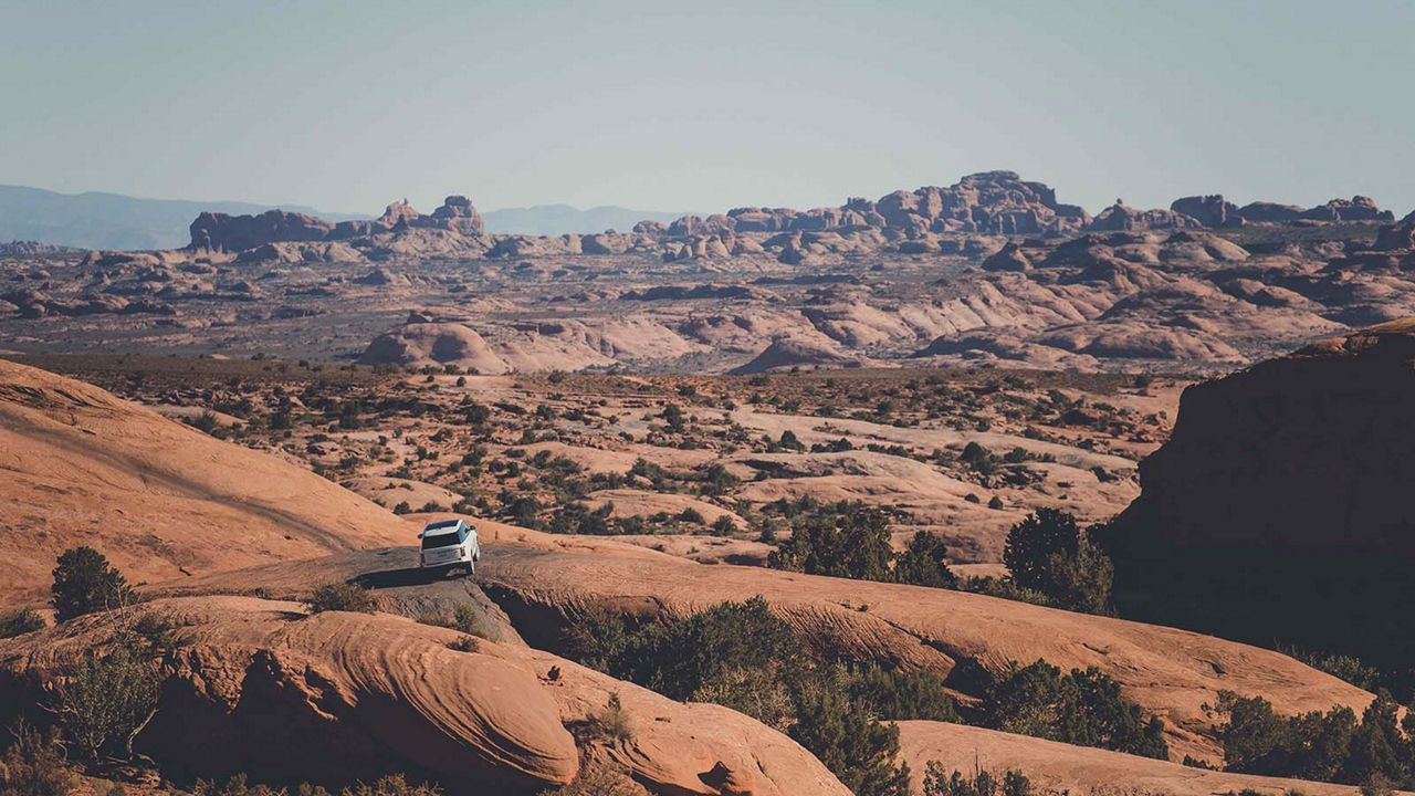 Range Rover Adventure Travel Moab 