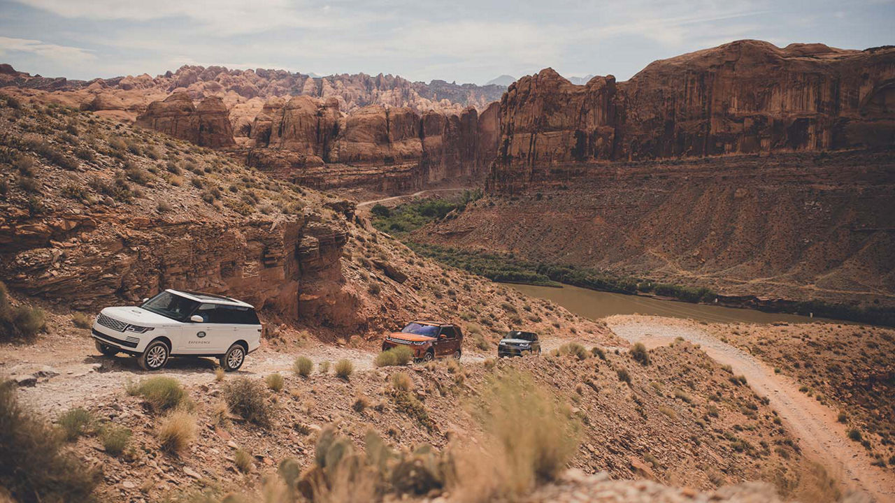 Range Rover Adventure Travel Moab 
