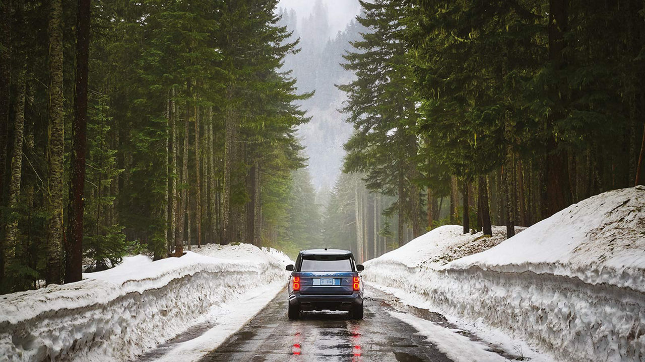 Land Rover Exposed Element Snow