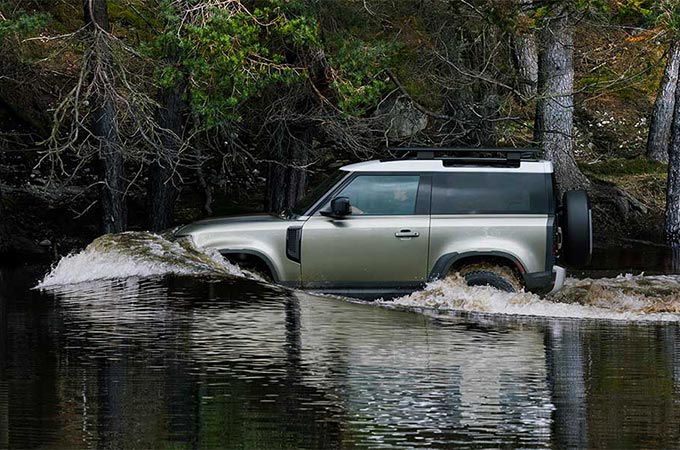 Range Rover TOUGH JUST GOT A NEW STANDARD