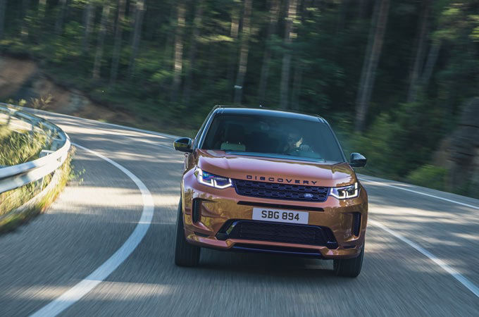 Red Range Rover Discovery