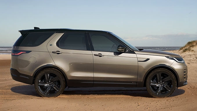 Range Rover Discovery on the beach