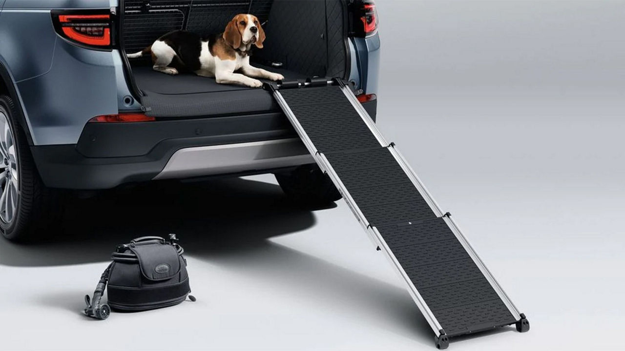 Range Rover Discovery Defender Pet Accessories