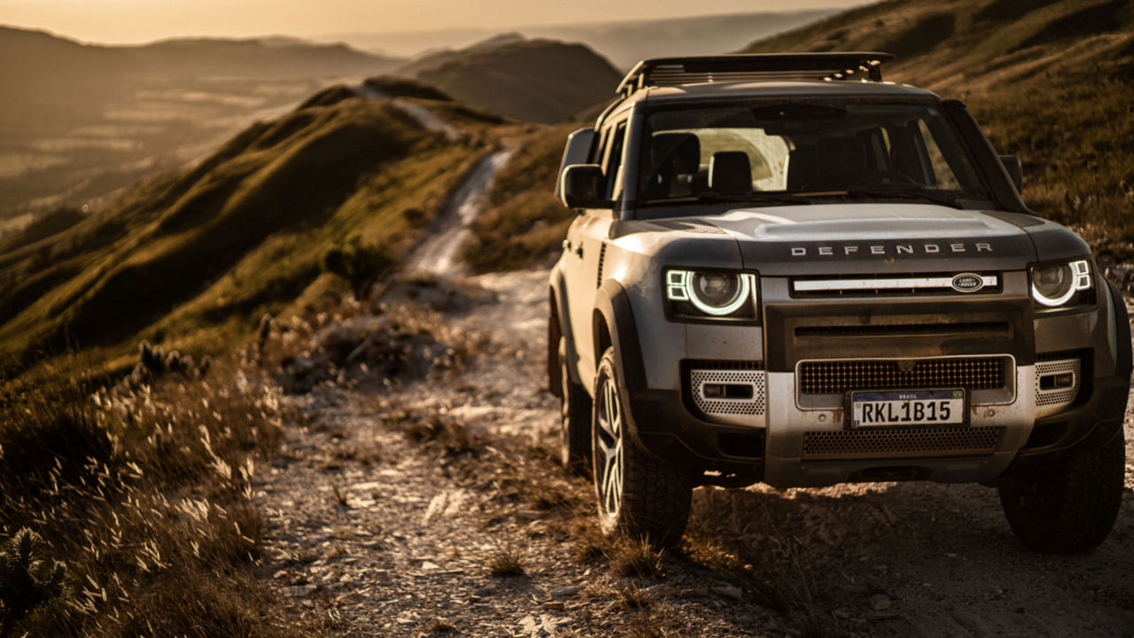 LAND ROVER DEFENDER IN SERRA DA CANASTRA