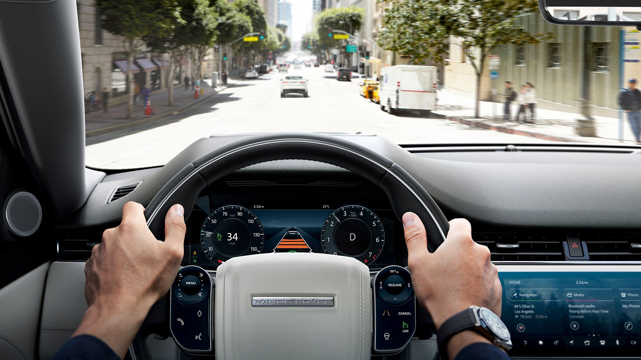 Range Rover Evoque steering view