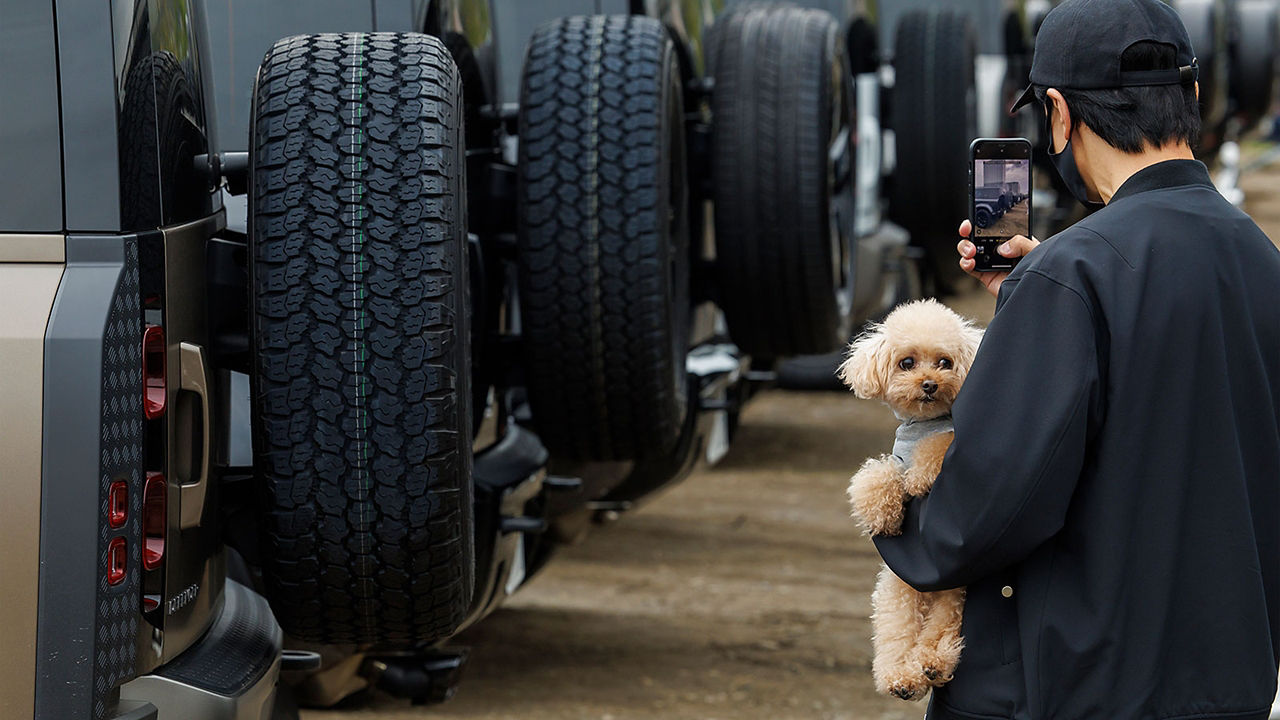 Defender tyres