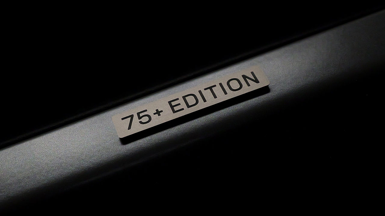 Defender 75 Edition Console