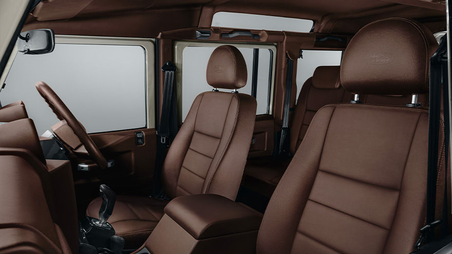 Defender Muromachi 110 Interior