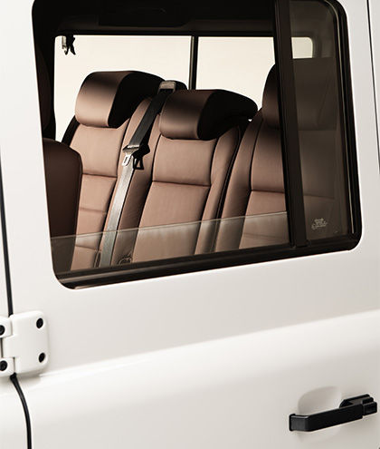 Defender Muromachi 110 Rear Seats
