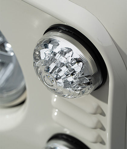 Defender Muromachi 90 lights