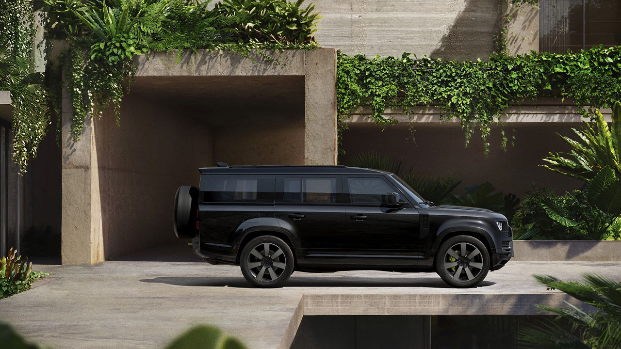 Defender Vertex 130 Santorini Black Side Profile