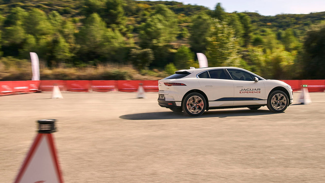 Jaguar I-Pace in test ground