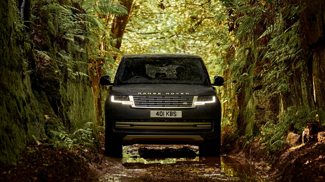 Front view of Range Rover.
