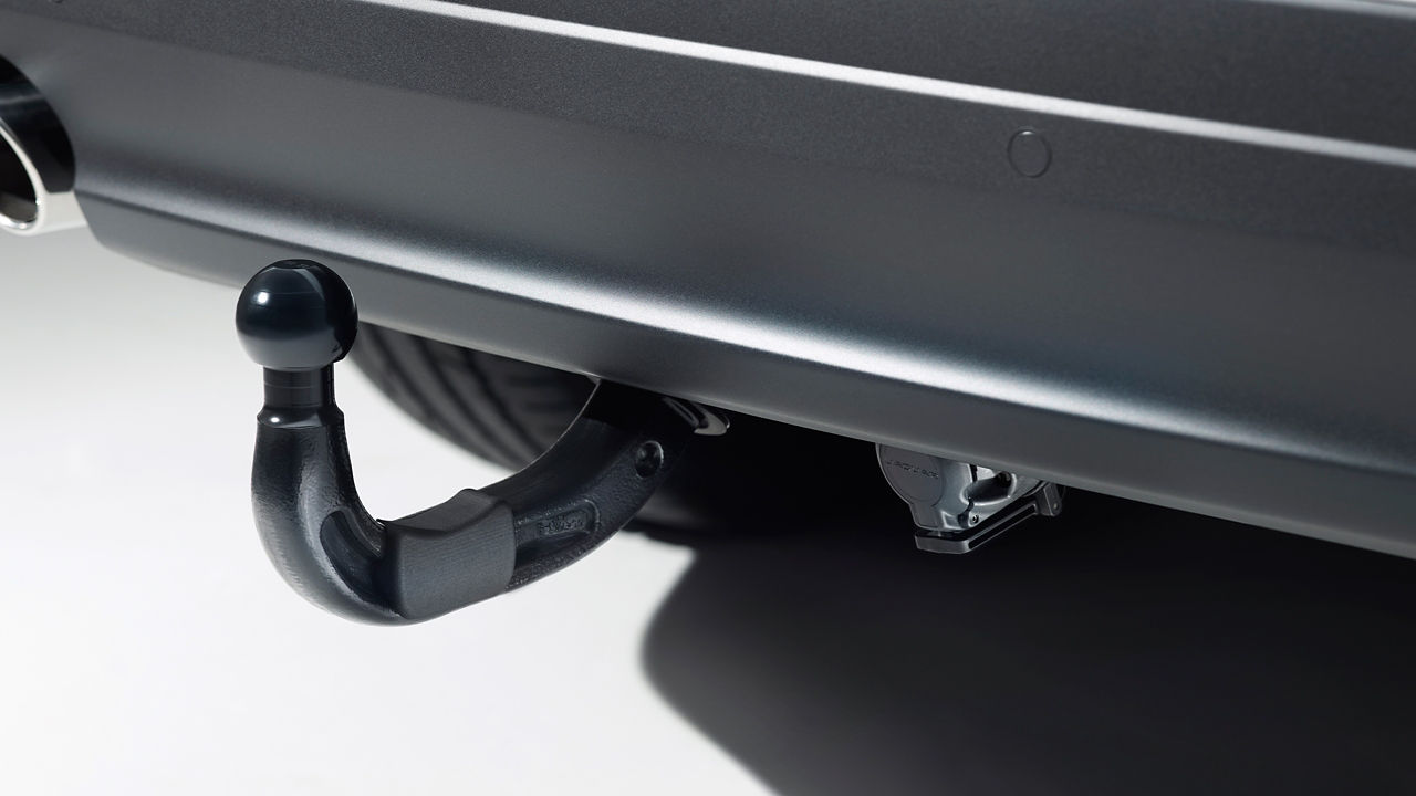 Jaguar F-Pace detachable tow bar