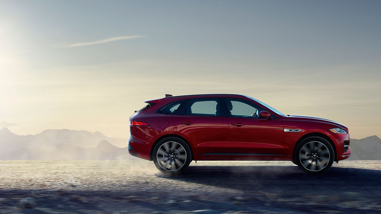 Jaguar F-Pace running on off-road