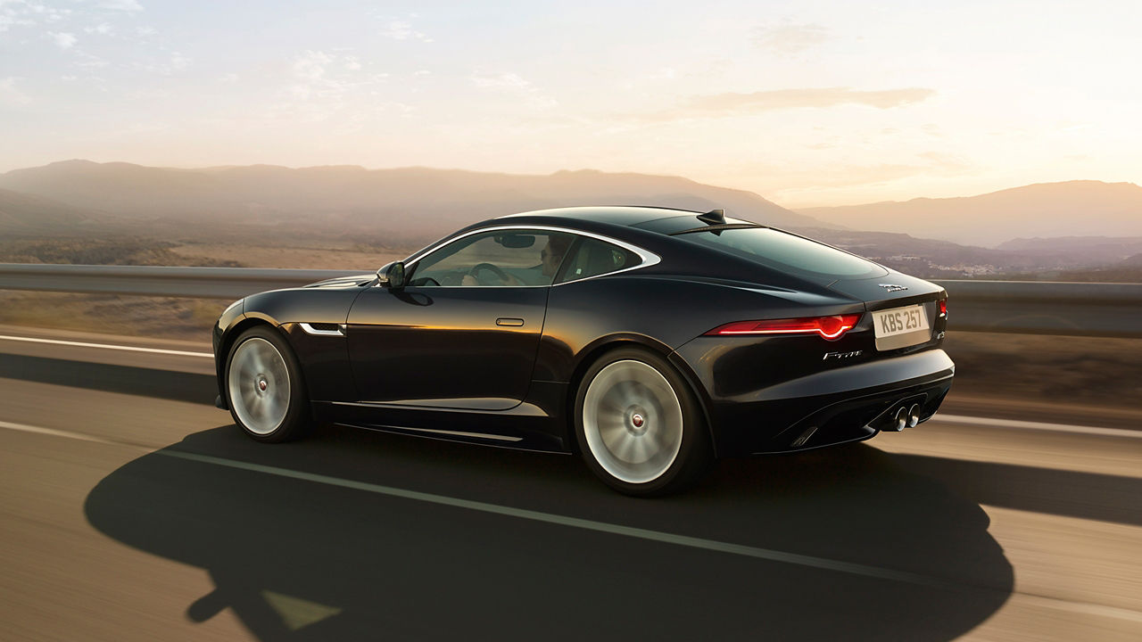 DISCOVER F‑TYPE COUPÉ running on road