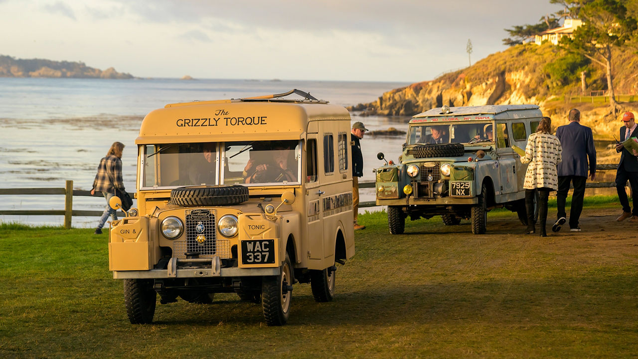 1957 LAND ROVER
