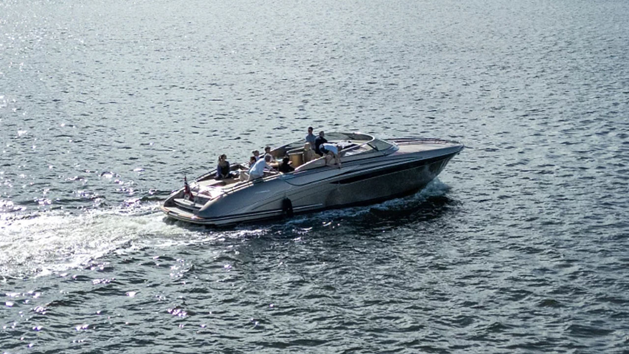 Goal-of-Range-Rover-House