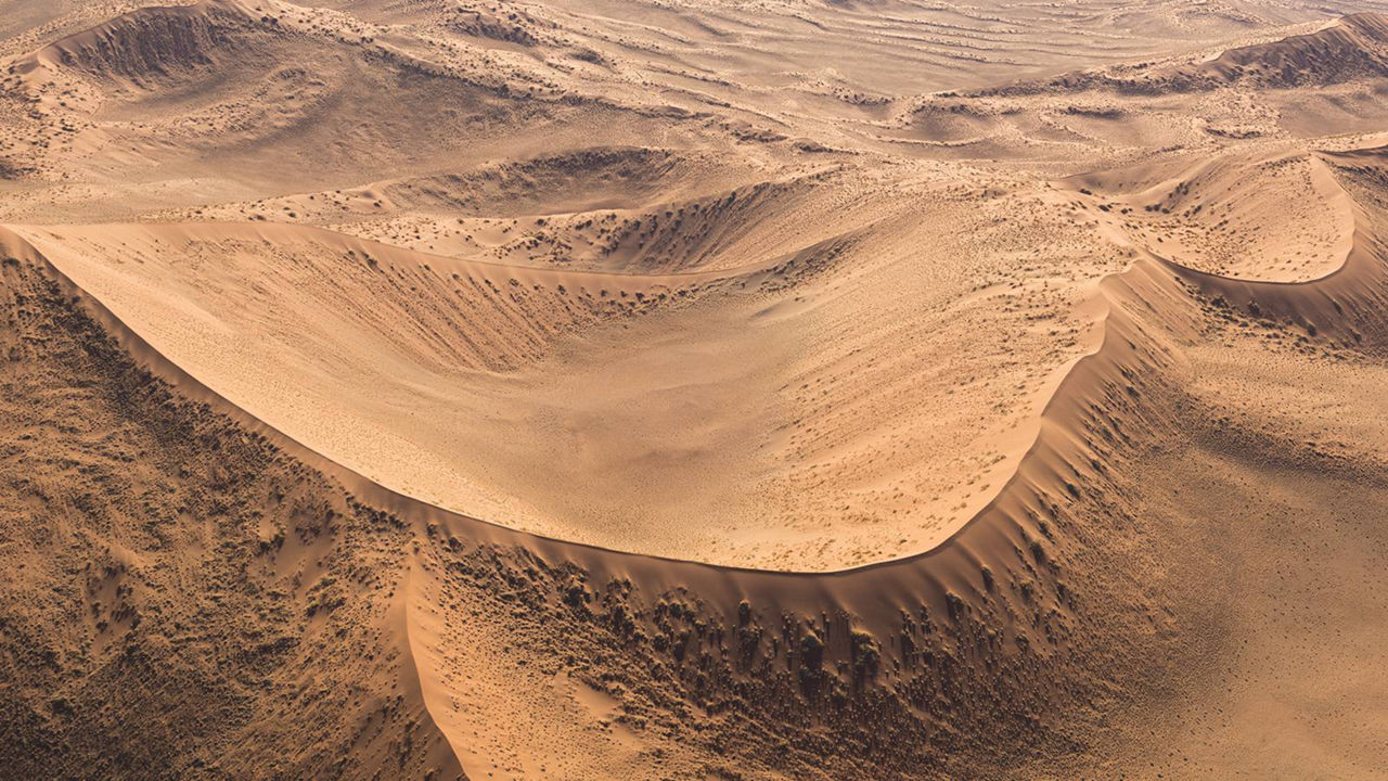 Land Rover Namibia south tour - dunes & flamingoes