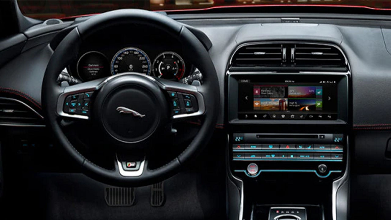 Jaguar InControl and interior details 