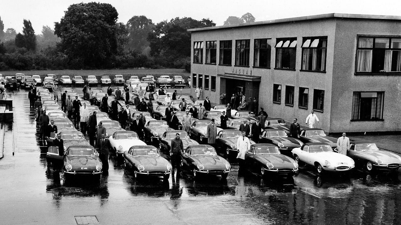 Jaguar Classic E-type dealership