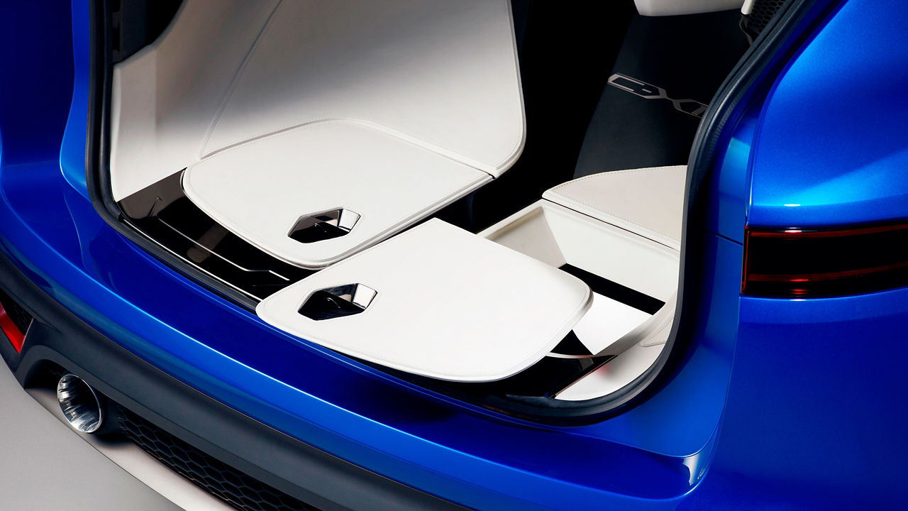 Jaguar CX-17 boot space
