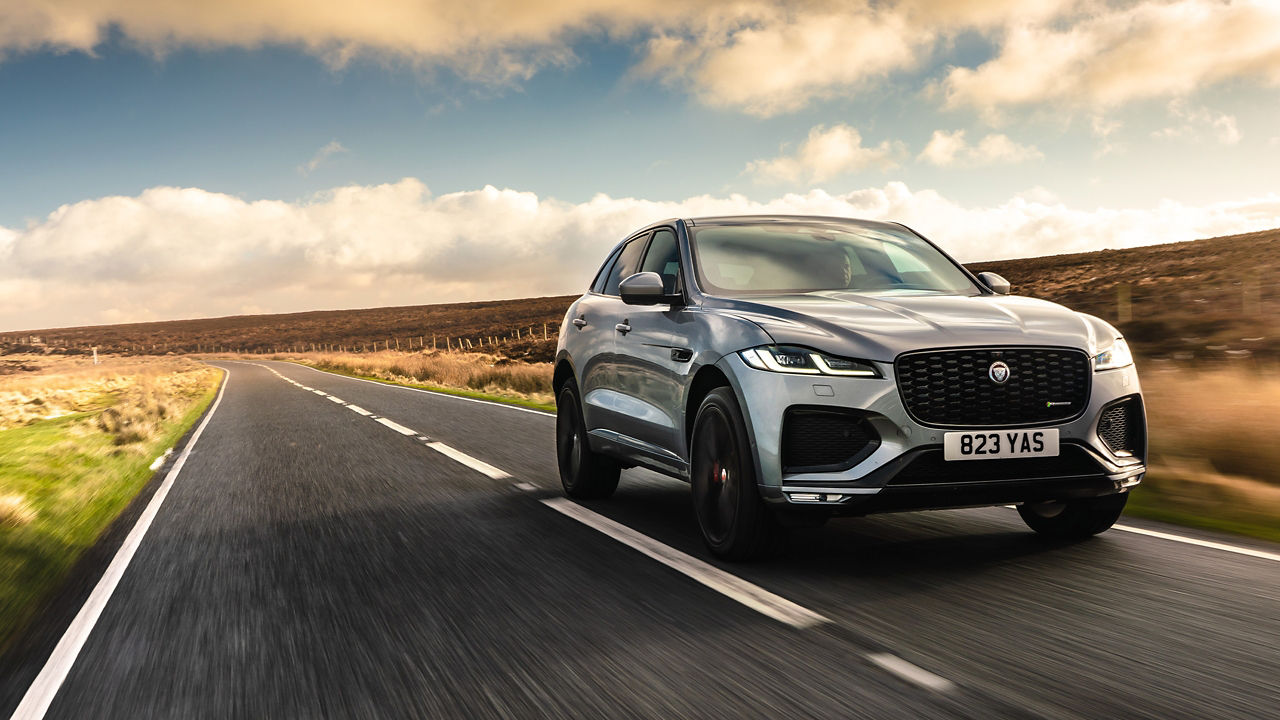 Jaguar F-Pace Running mounted road