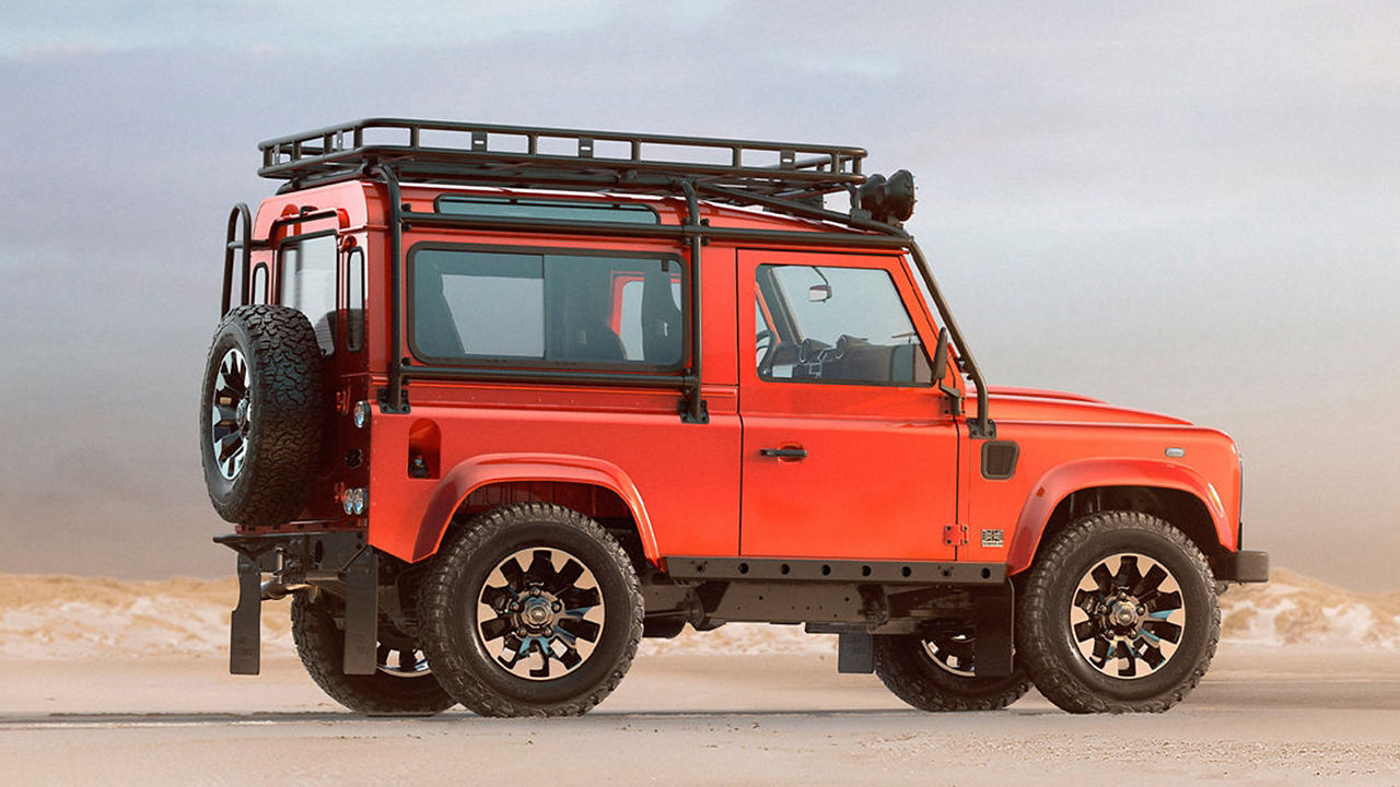 Classic Defender side view