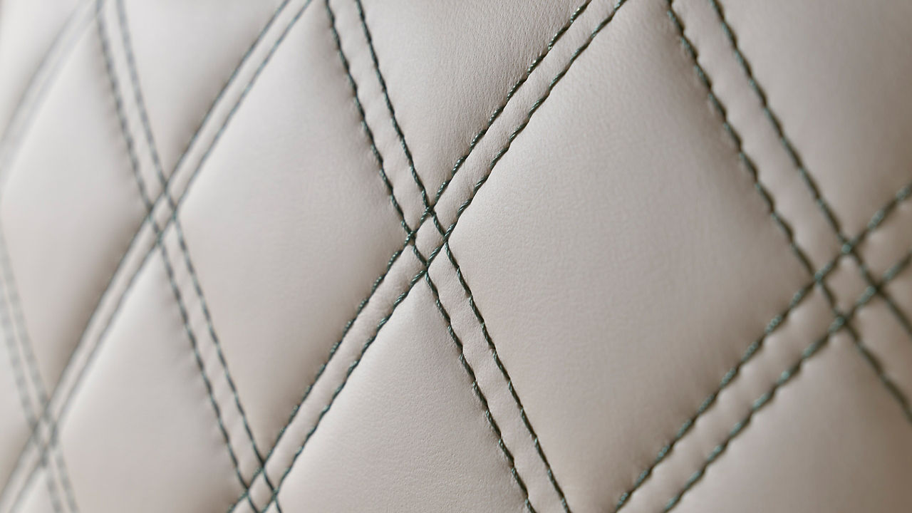 Defender Classic Seat Detail