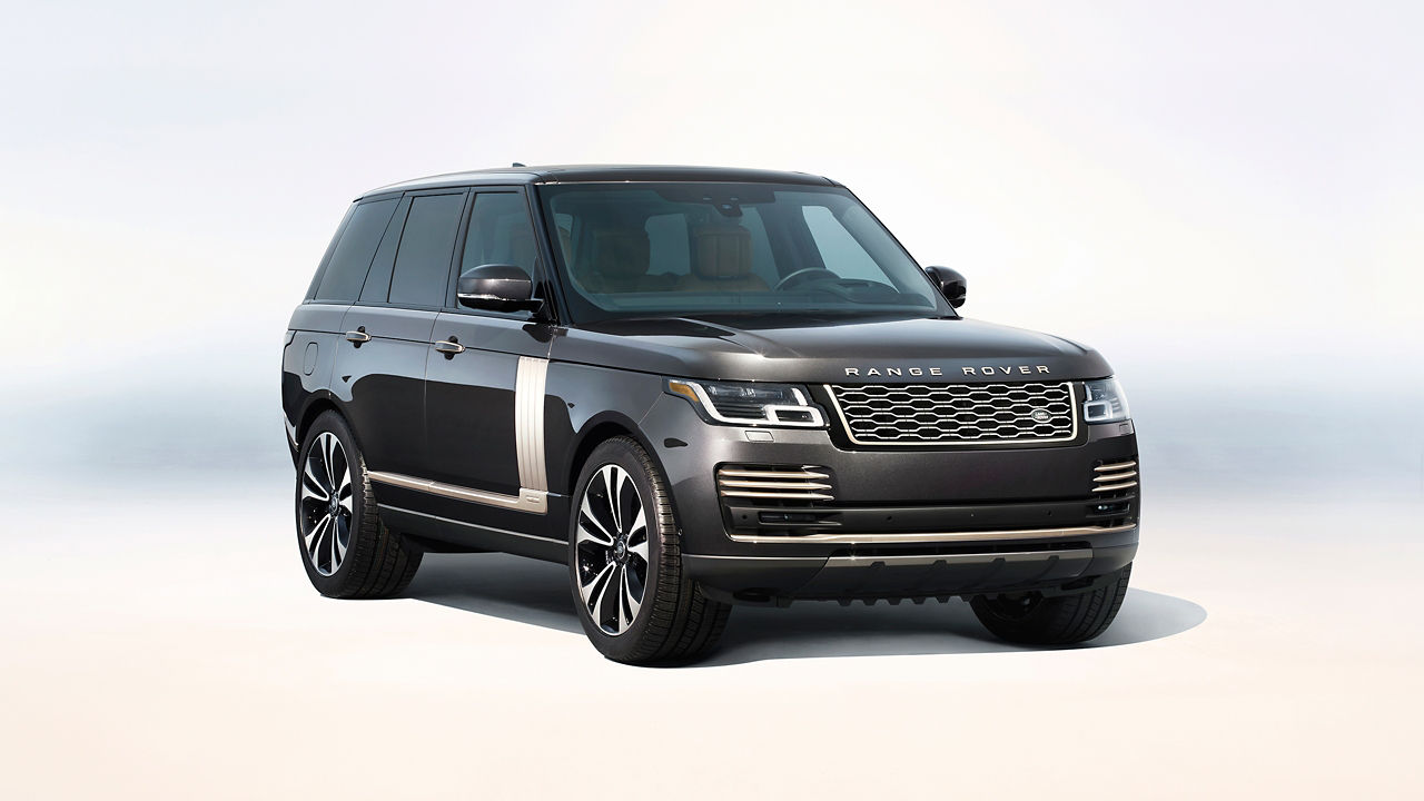 Range Rover Autobiography Black with gradient background