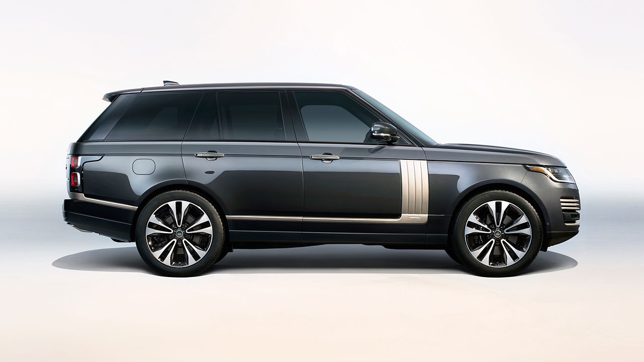 Range Rover Autobiography Black with gradient background