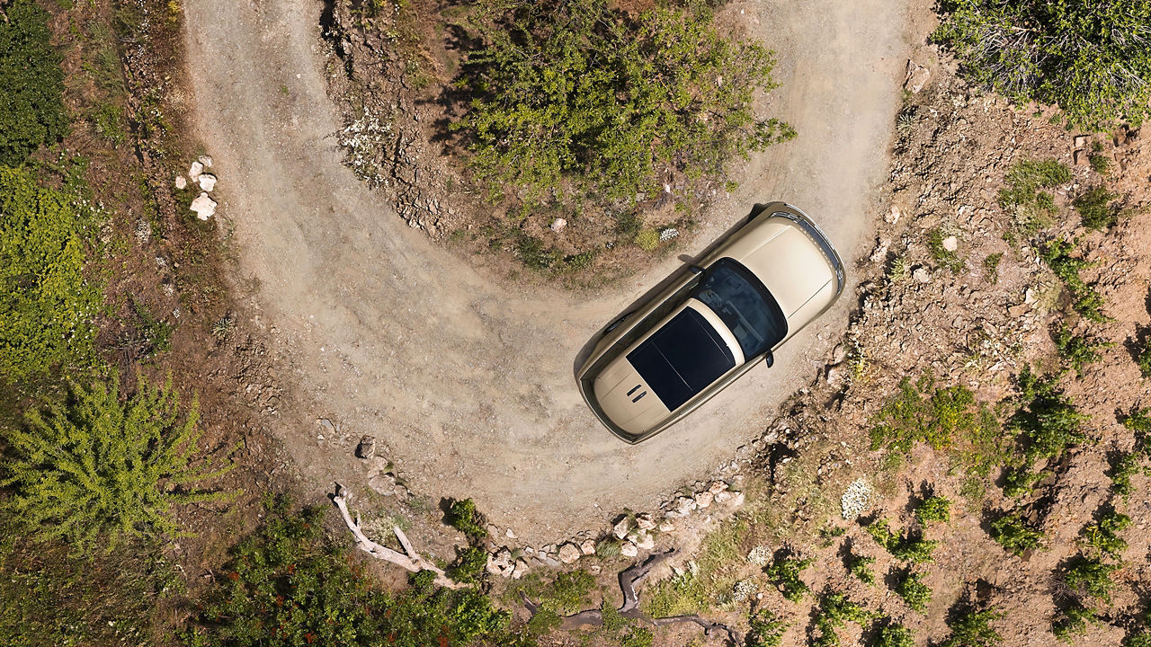 Outstanding Driving Performance Both On The Road And Off-Road