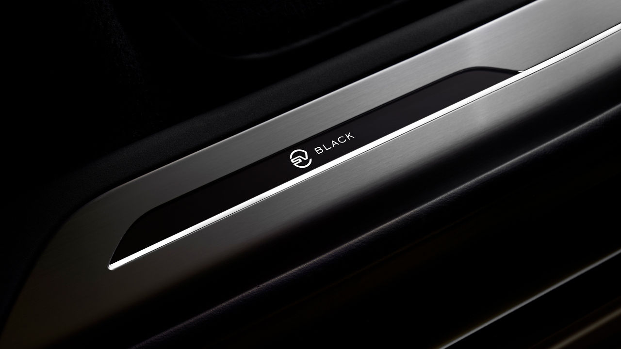 SV black Illuminated tread plates
