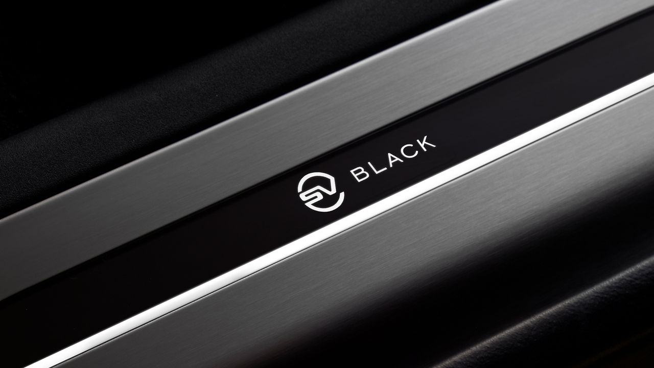 SV black Illuminated tread plates
