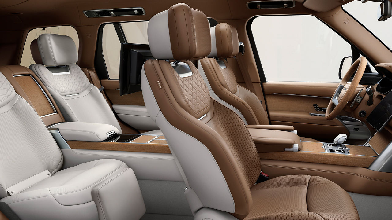 sdie view of range rover  seatings