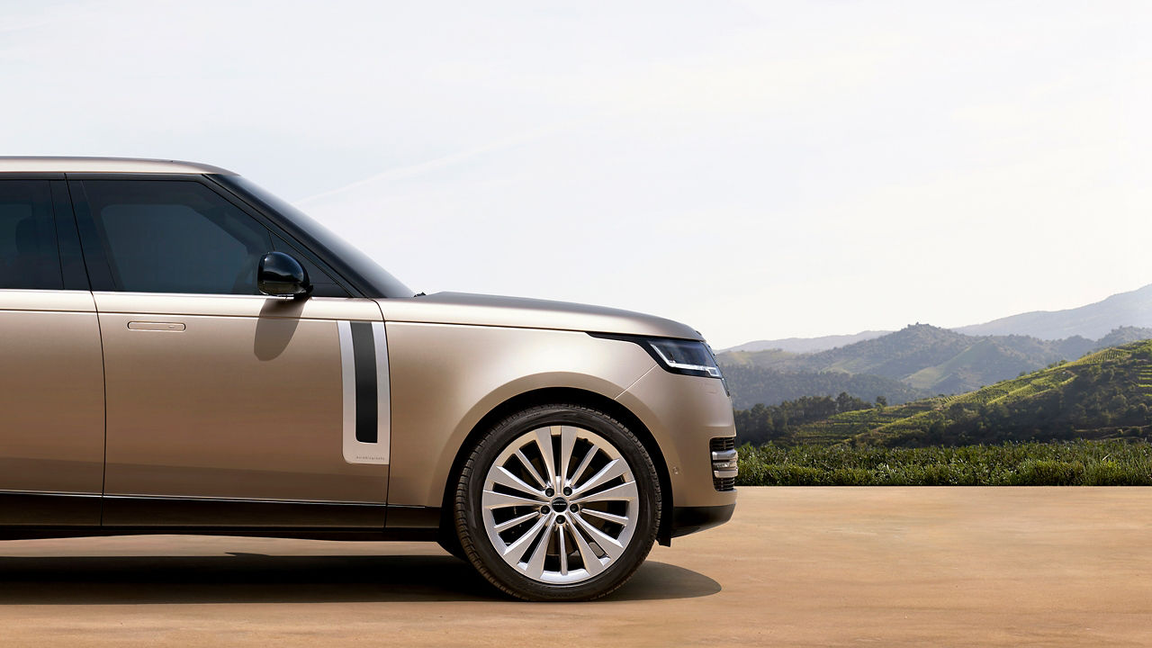 Range Rover Parked on open ground 