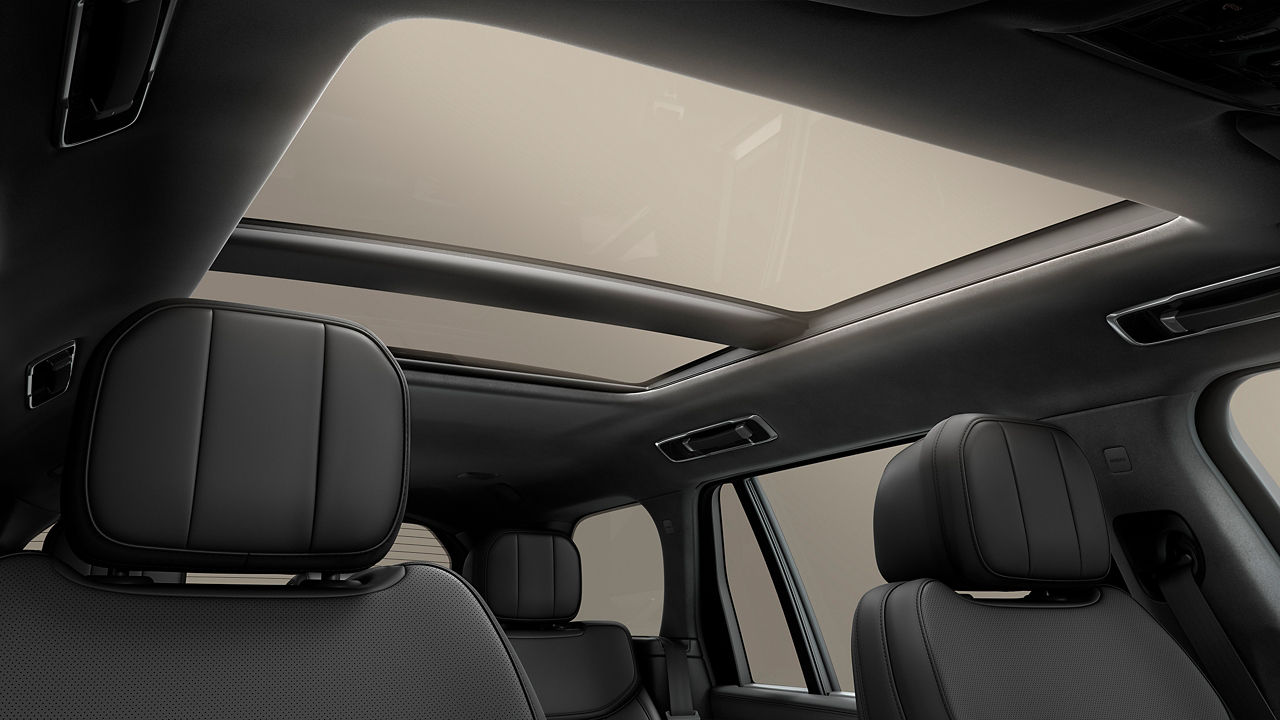 Range Rover Westminster Panoramic roof