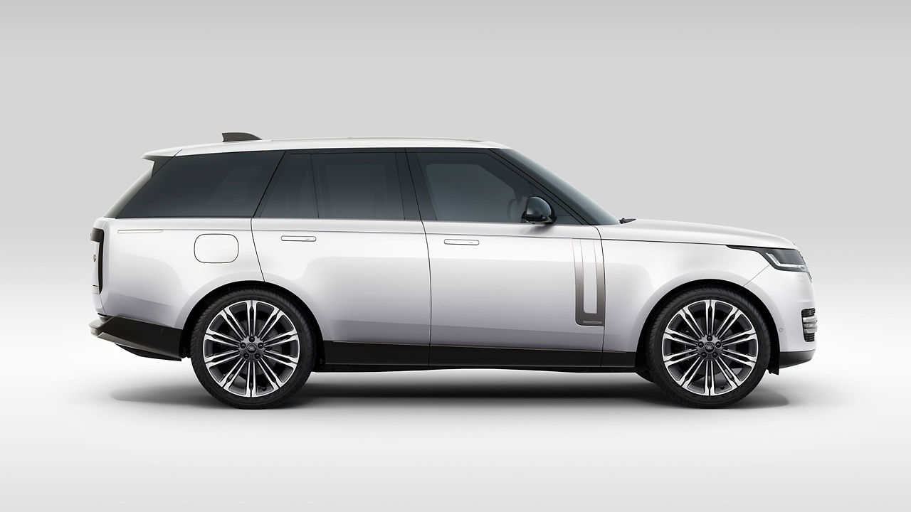 New Range Rover Ostuni Pearl White