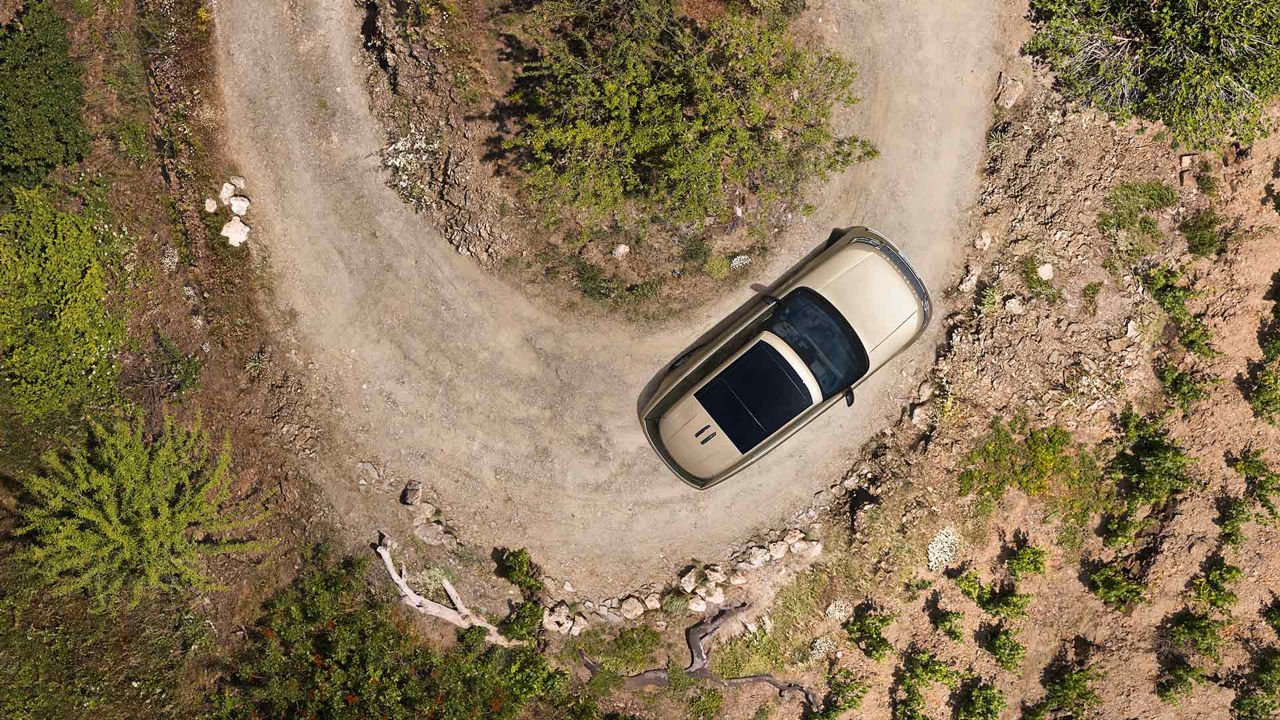 New Range Rover off-road capability