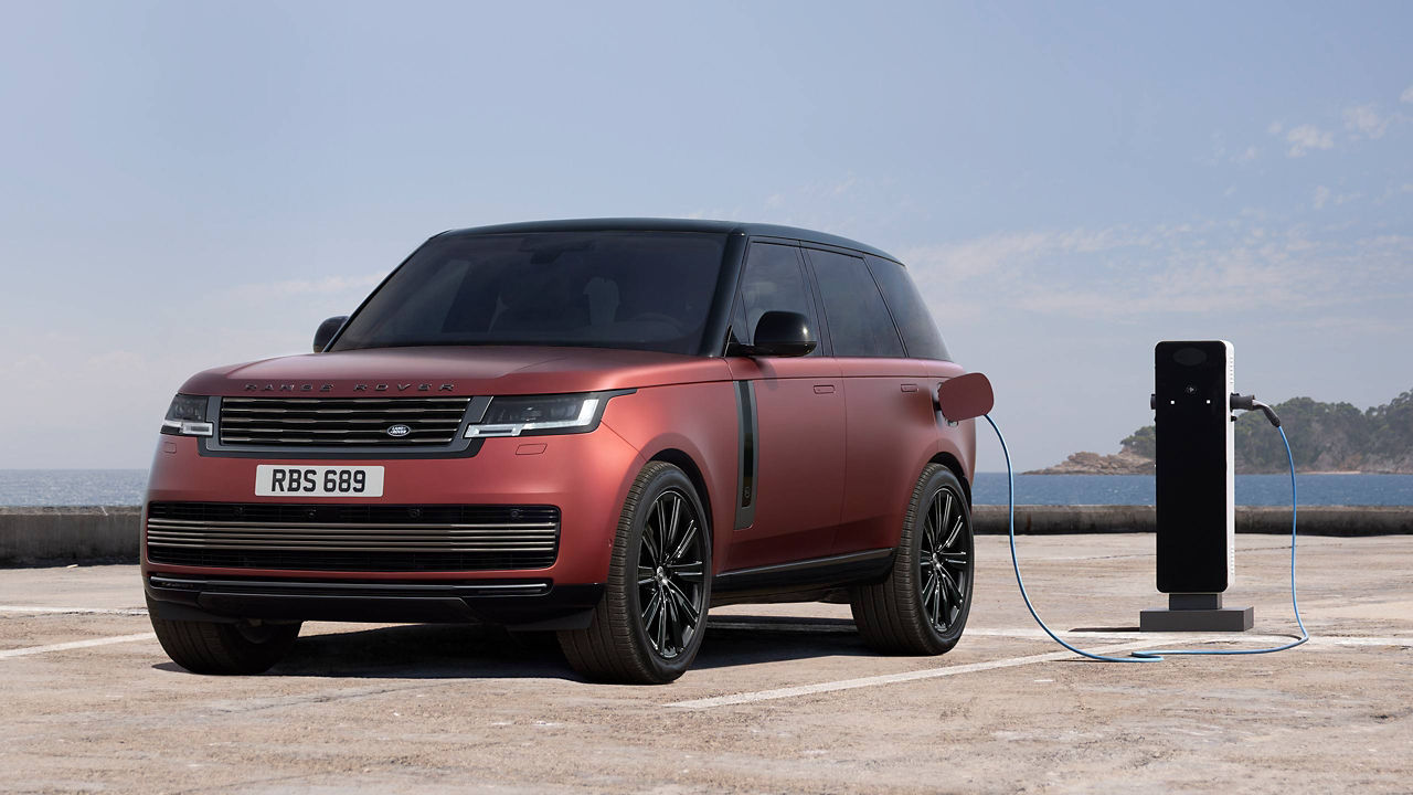 New Range Rover SV Intrepid Plug-in Hybrid charging