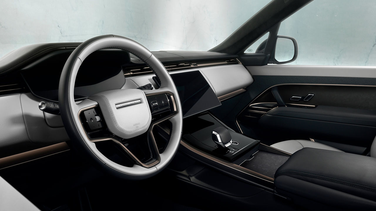 2025 Range Rover Sport interior dash