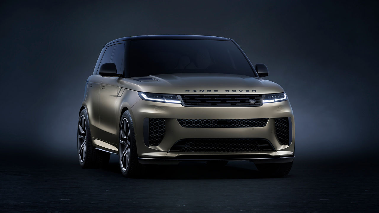 Front view of the range rover
